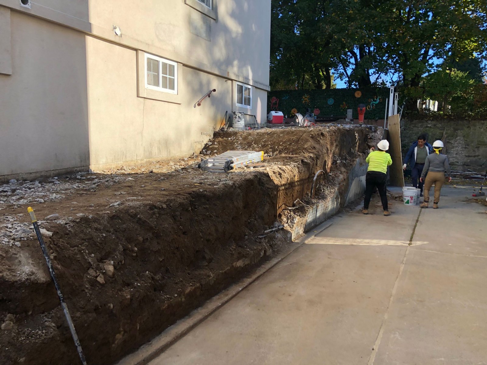 Retaining Wall Leaning? Causes, Risks, and Repair Solutions